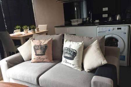 bedroom and living room of Klass Silom Condo