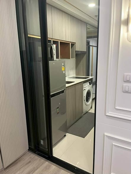 room interior of Knightsbridge Collage Sukhumvit 107