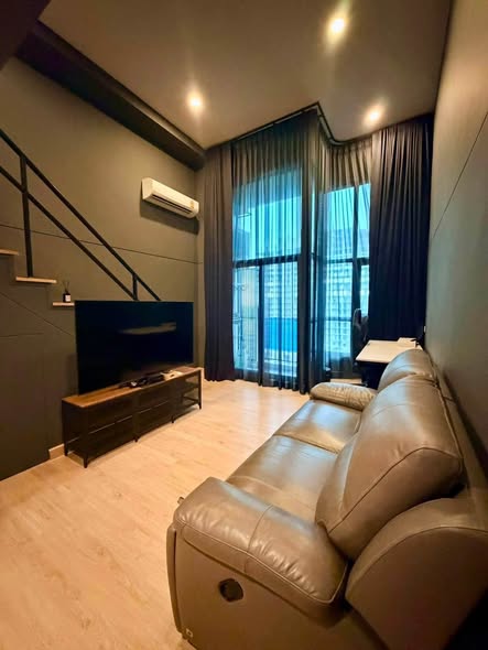 living room of Knightsbridge Duplex Tiwanon | ไนท์บริดจ์ ดูเพล็กซ์ ติวานนท์