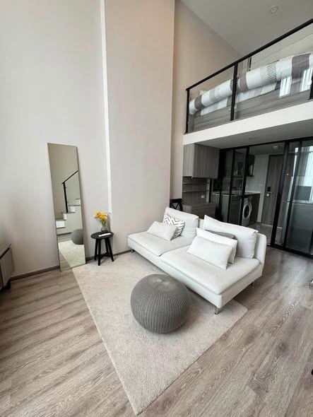living room and bedroom of Knightsbridge Kaset Society