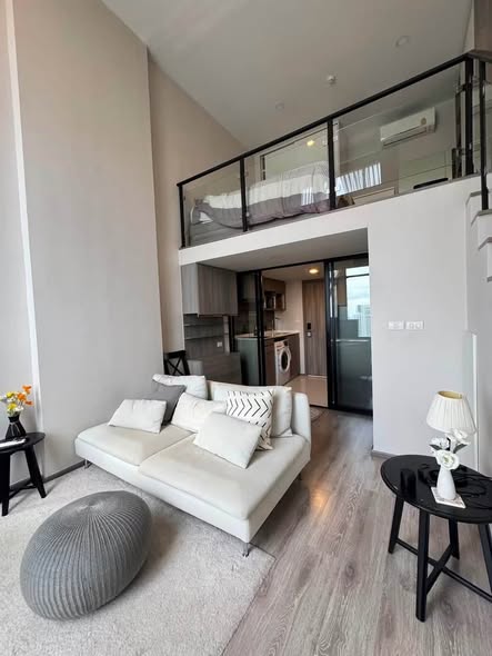 living room and room interior of Knightsbridge Kaset Society