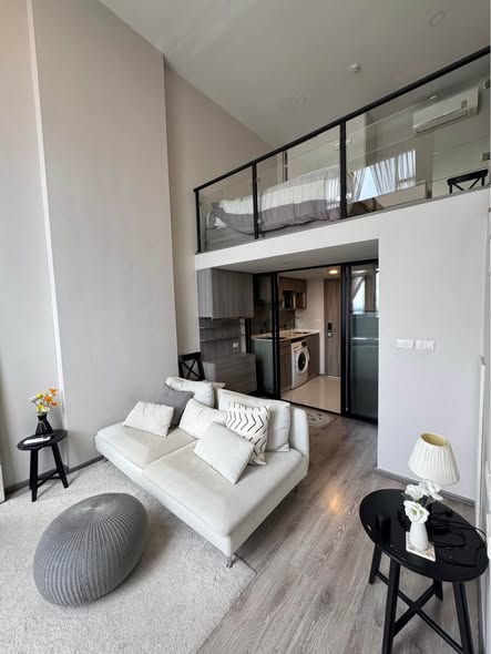 living room and room interior of Knightsbridge Kaset Society