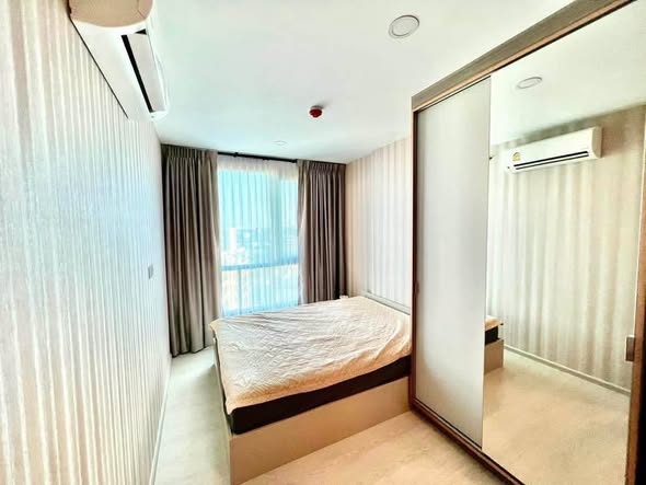 bedroom and room interior of KnightsBridge Phaholyothin Interchange