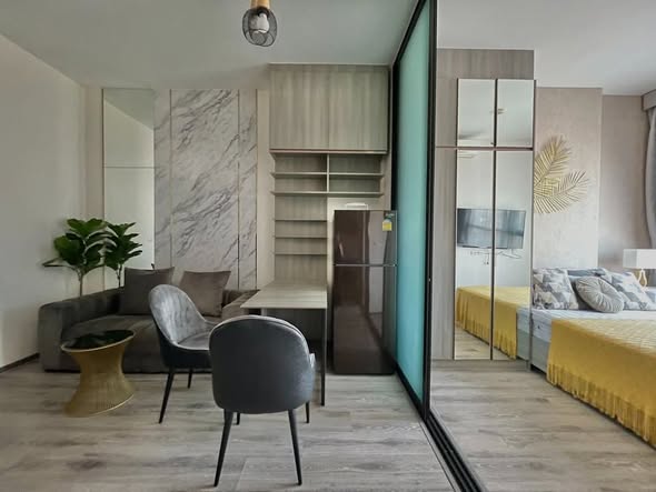 bedroom and living room and room interior of KnightsBridge Prime Onnut