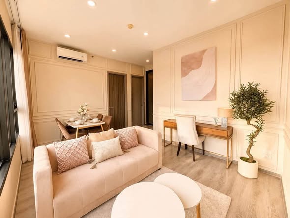 living room of KnightsBridge Prime Onnut