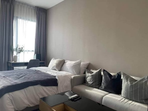 living room and bedroom of KnightsBridge Prime Onnut