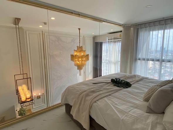 bedroom of KnightsBridge Prime Sathon