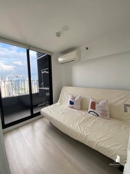 bedroom of KnightsBridge Prime Sathon