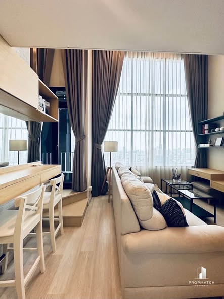 bedroom and living room of KnightsBridge Prime Sathon
