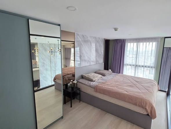 bedroom and room interior of KnightsBridge Prime Sathon