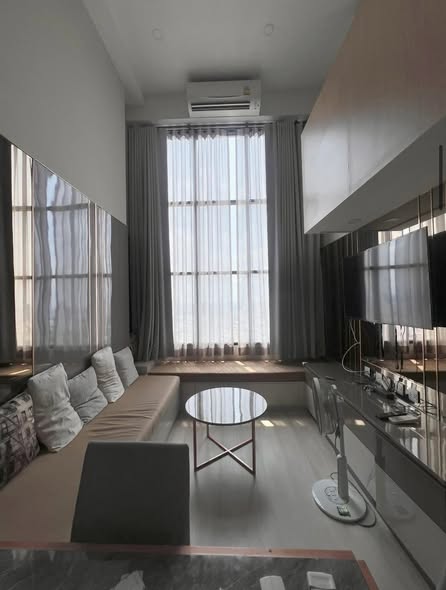 living room of KnightsBridge Prime Sathon