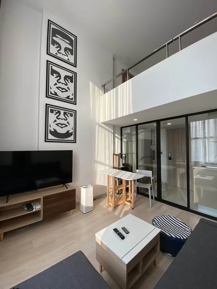 living room and bedroom of KnightsBridge Prime Sathon