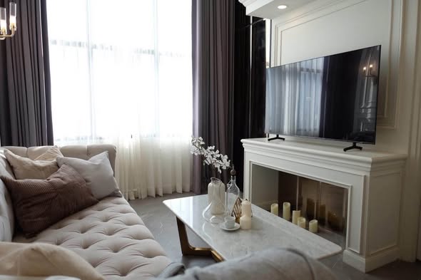 living room and bedroom of KnightsBridge Prime Sathon