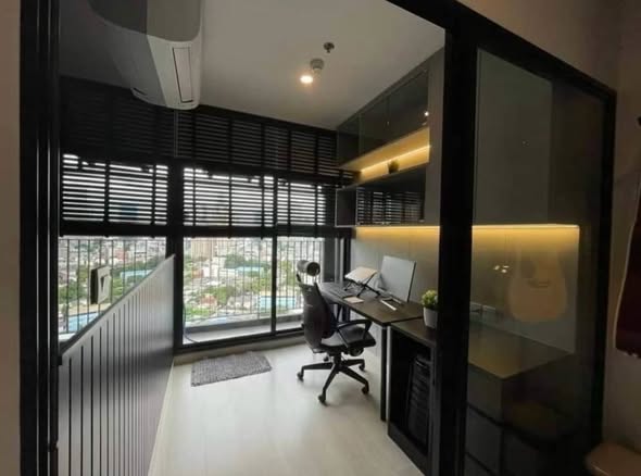 room interior of KnightsBridge Prime Sathon
