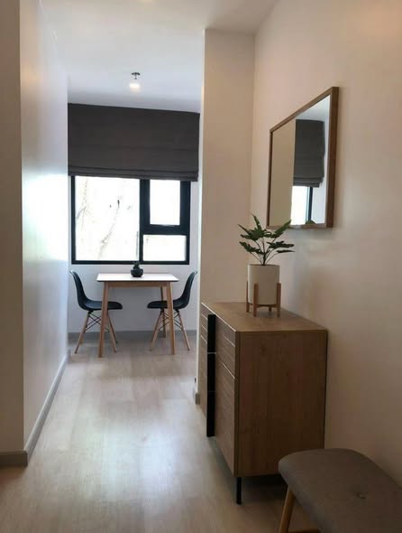 room interior and bathroom of KnightsBridge Prime Sathon