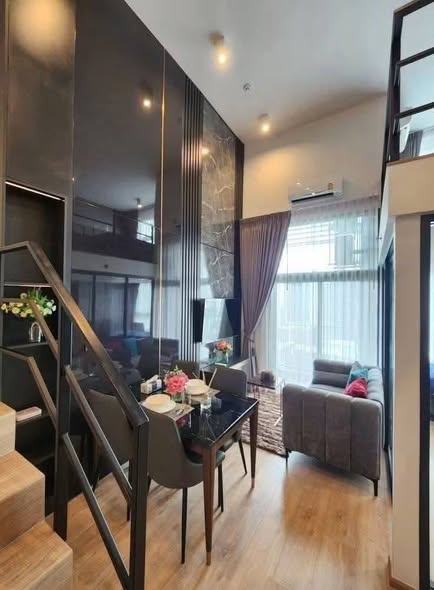 bedroom and living room of KnightsBridge Space Rama9