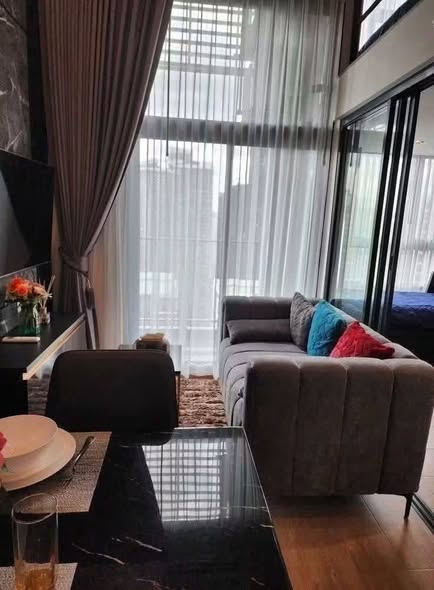 living room of KnightsBridge Space Rama9