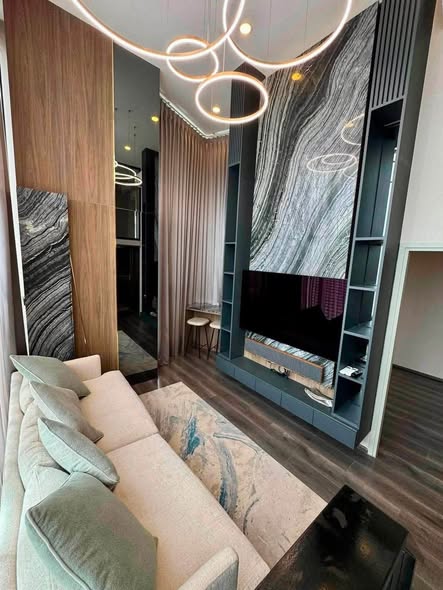 living room and room interior of KnightsBridge Space Ratchayothin