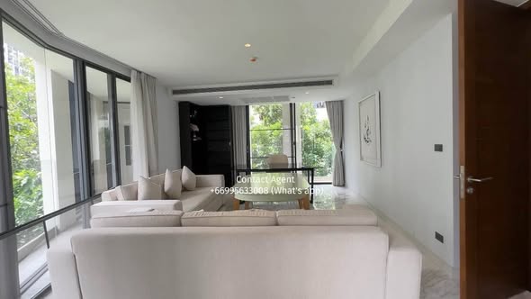 bedroom and room interior of La Citta Delre Thonglor 16