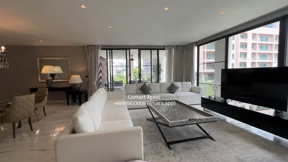 living room of La Citta Delre Thonglor 16