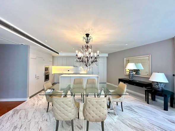 living room and room interior of La Citta Delre Thonglor 16