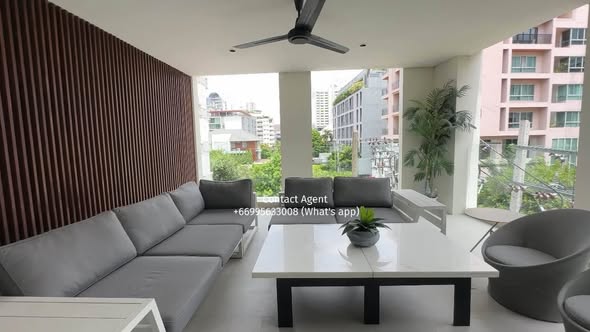living room and room interior of La Citta Delre Thonglor 16