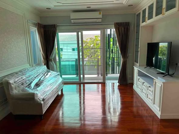 living room and bedroom of Laddarom Bangna km.7 (ลัดดารมย์ บางนา กม.7)