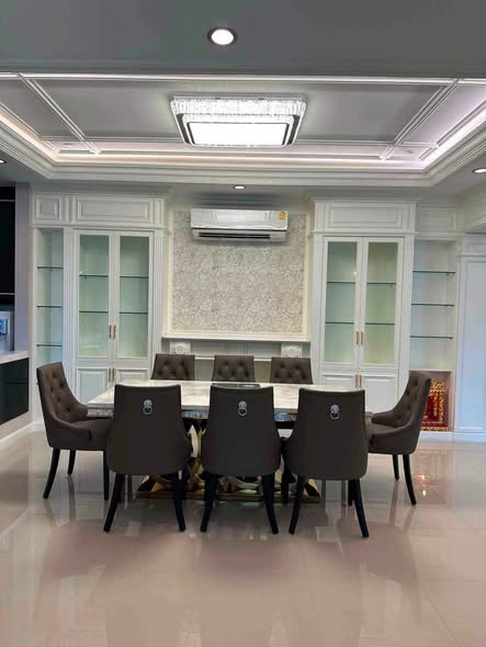 room interior and kitchen of Laddarom Bangna km.7 (ลัดดารมย์ บางนา กม.7)
