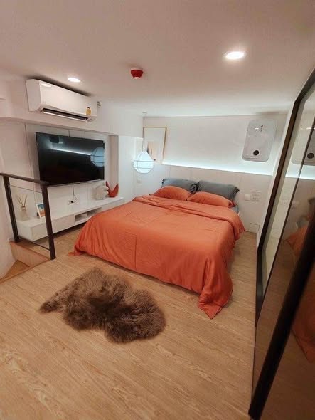 bedroom of Landmark @MRTA Station