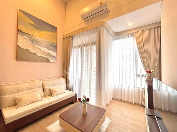 bedroom and living room of Landmark @MRTA Station