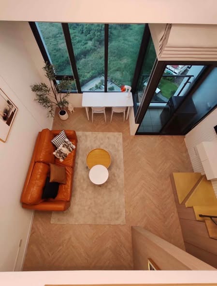 living room of Landmark @MRTA Station