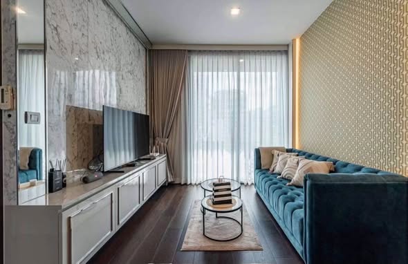 bedroom and living room of LAVIQ Sukhumvit 57