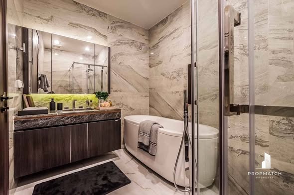 LAVIQ Sukhumvit 57