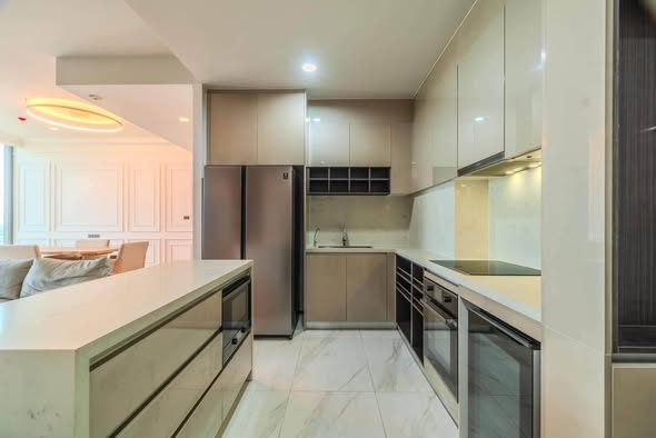 kitchen of LAVIQ Sukhumvit 57