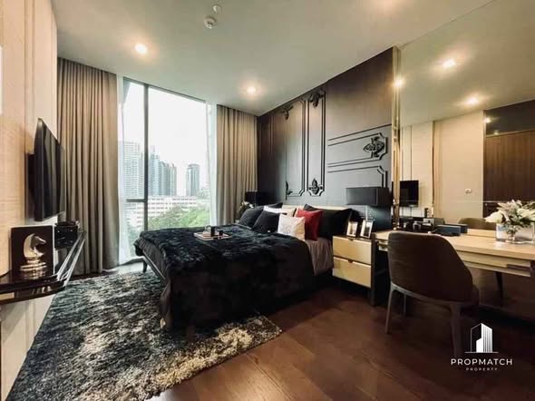 living room and bedroom of LAVIQ Sukhumvit 57