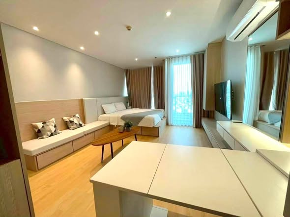 bedroom of Le Luk Condominium
