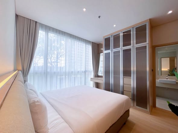 bedroom and room interior of Le Luk Condominium