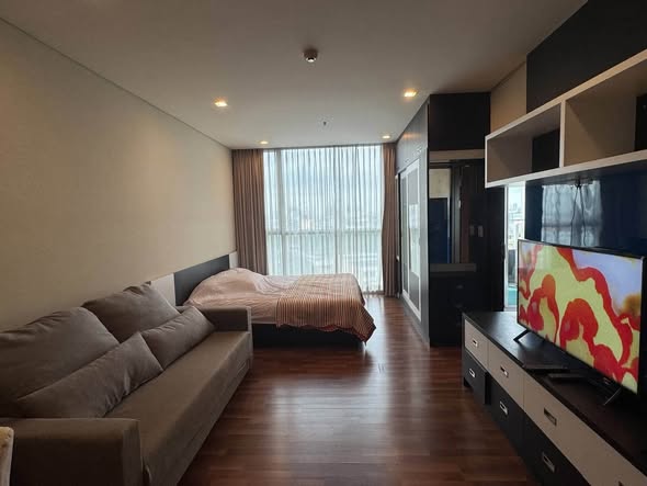 living room and bedroom of Le Luk Condominium