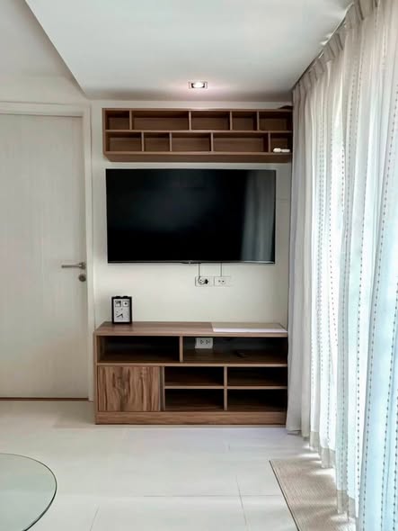 room interior of LE NICE CONDO
