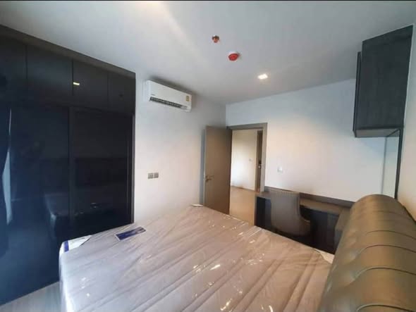 bedroom of Life Asoke – Rama 9