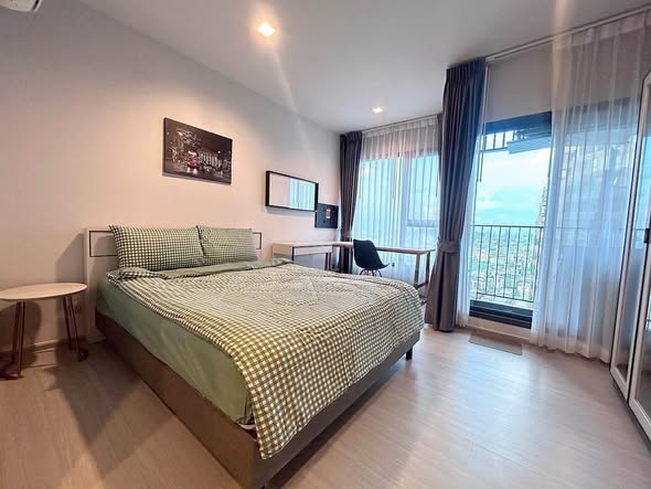 bedroom of Life Asoke – Rama 9
