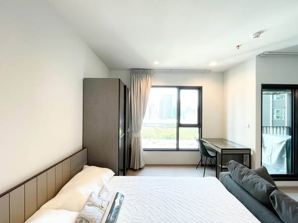 bedroom of Life Asoke – Rama 9