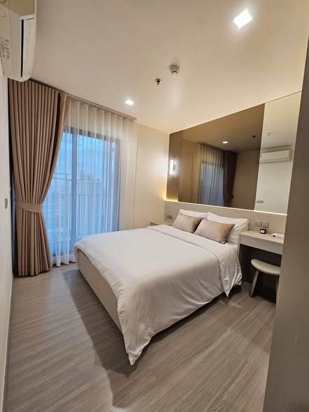 bedroom of Life Asoke – Rama 9