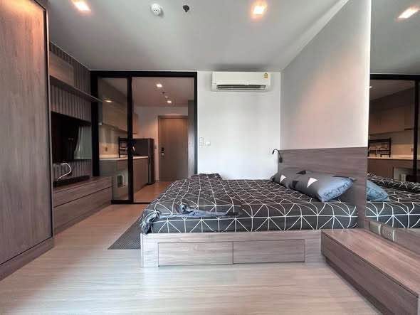 bedroom and room interior of Life Asoke – Rama 9