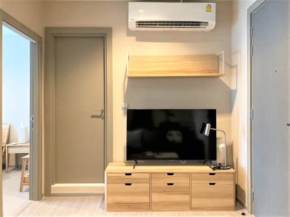bedroom and room interior of Life Asoke – Rama 9