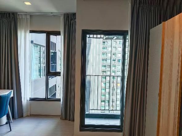 bedroom and room interior of Life Asoke – Rama 9