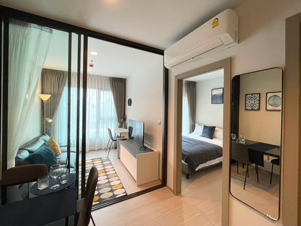 bedroom and room interior of Life Asoke – Rama 9