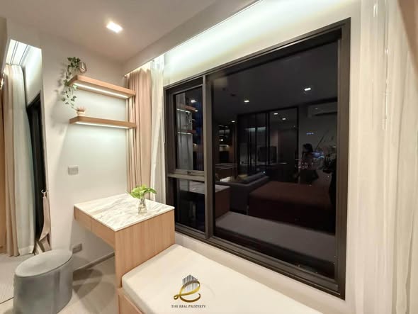 bedroom and room interior of Life Asoke – Rama 9