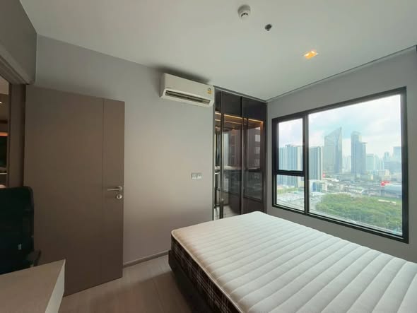 bedroom and room interior of Life Asoke – Rama 9