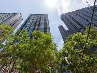 Life Asoke – Rama 9